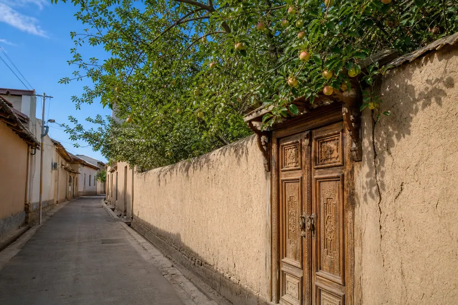 Almazar District
